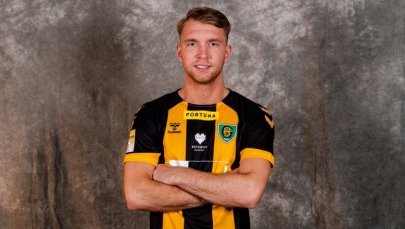 Daniel Krasucki piłkarzem GKS-u Katowice. Przeszedł z RB Lipsk. W sezonie 2021/22 został zgłoszony do Ligi Mistrzów