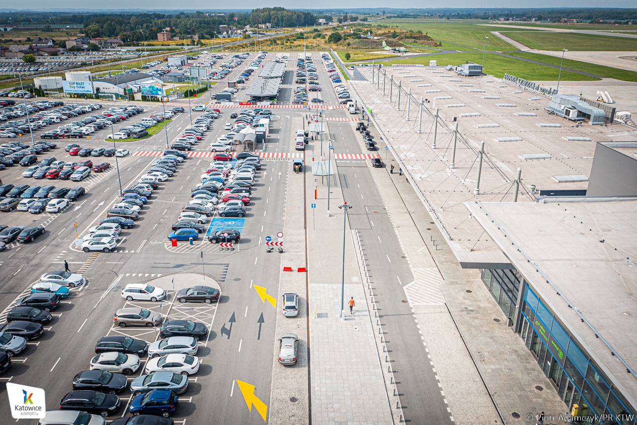 Terminal C przed Katowice Airport