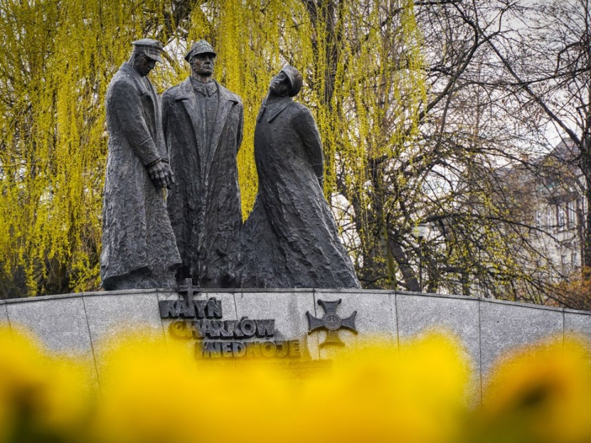 Pomnik Ofiar Katynia w Katowicach