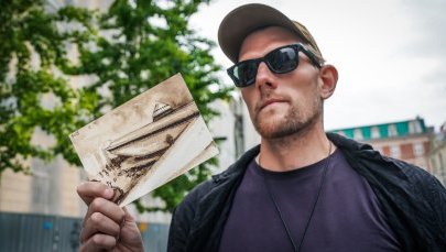 Malowanie w plenerze to jego wielka pasja. "Węgiel" maluje zachwycające akwarele w Katowicach [Zdjęcia, wideo]