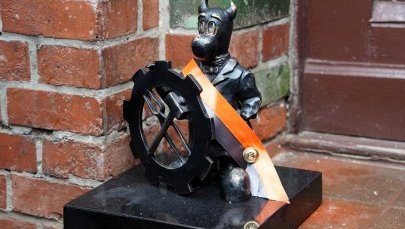 Nowy bebok stanął na Załężu. To Beldonek [Zdjęcia]