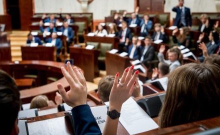 Młodzieżowy Sejmik Województwa Śląskiego został wybrany. Poznaliśmy 45 młodych radnych z całego regionu