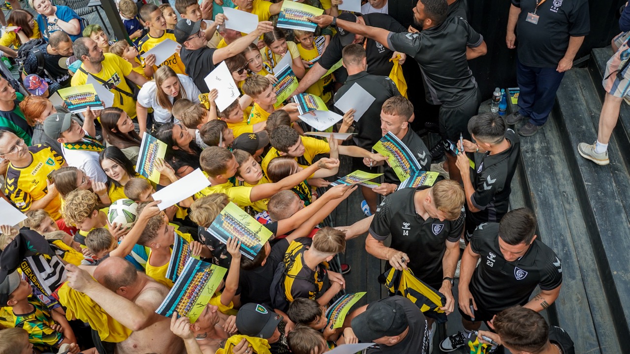 Prezentacja GieKSy w Parku Zadole. Piłkarze GKS-u Katowice spotkają się w amfiteatrze z kibicami