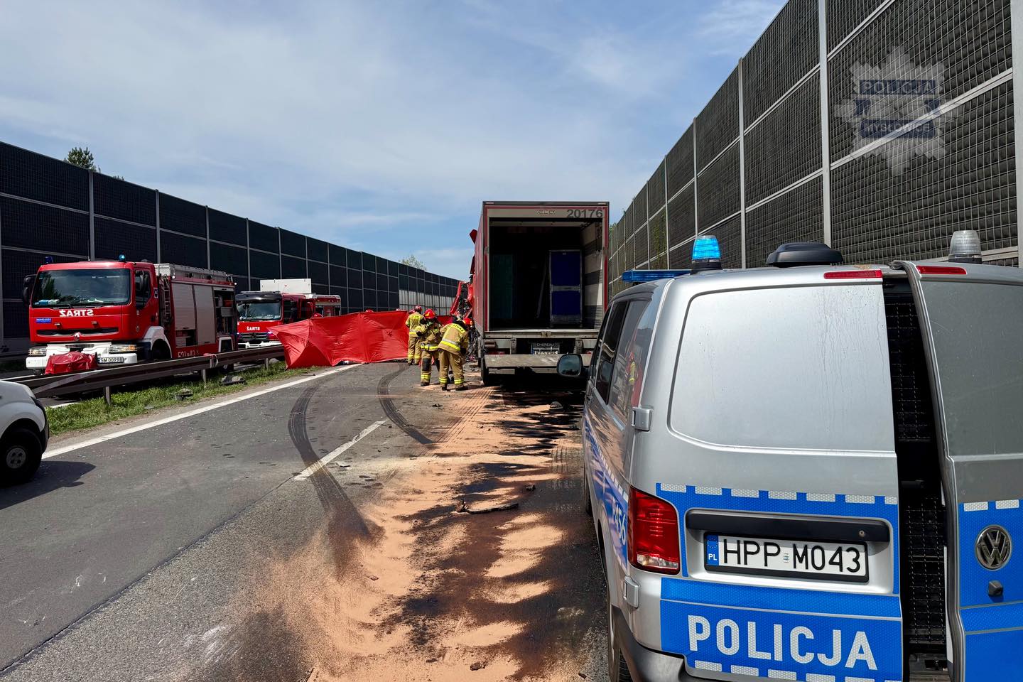 Fot. KMP Mysłowice. Do wypadku doszło na S1 w Mysłowicach wypadek